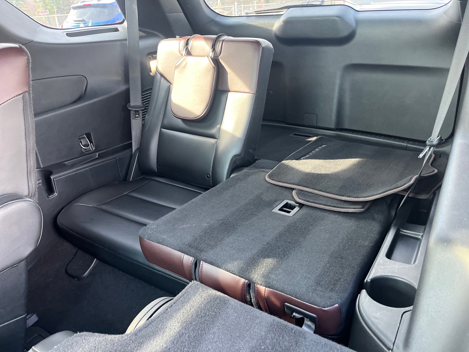 Used 2022 Ford Explorer Platinum w/ Equipment Group 601A image 19