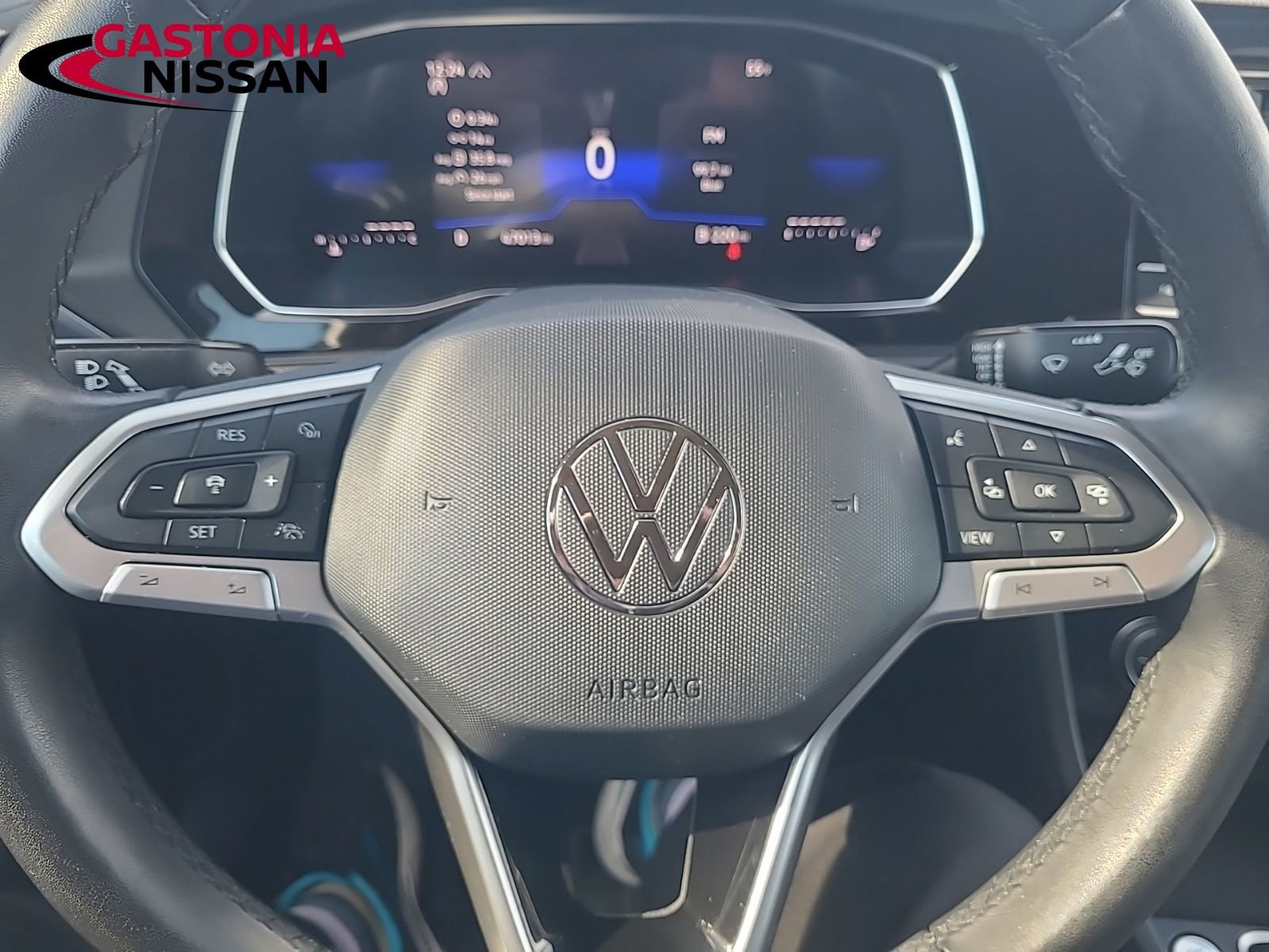 Used 2024 Volkswagen Jetta SE image 33