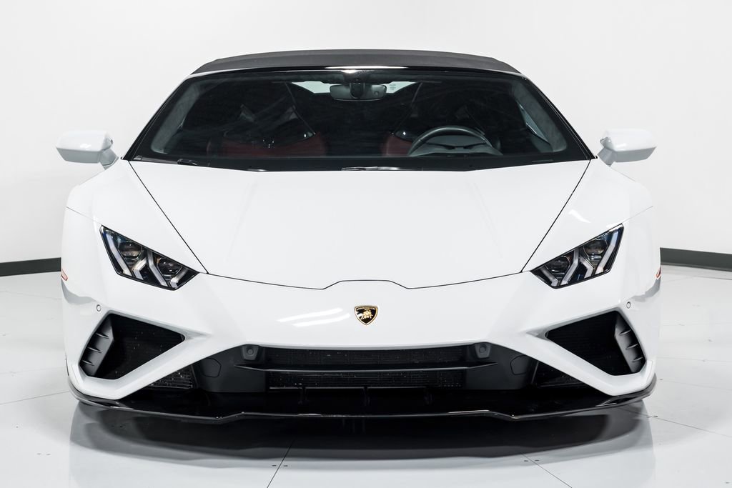 Used 2022 Lamborghini Huracan EVO RWD image 45