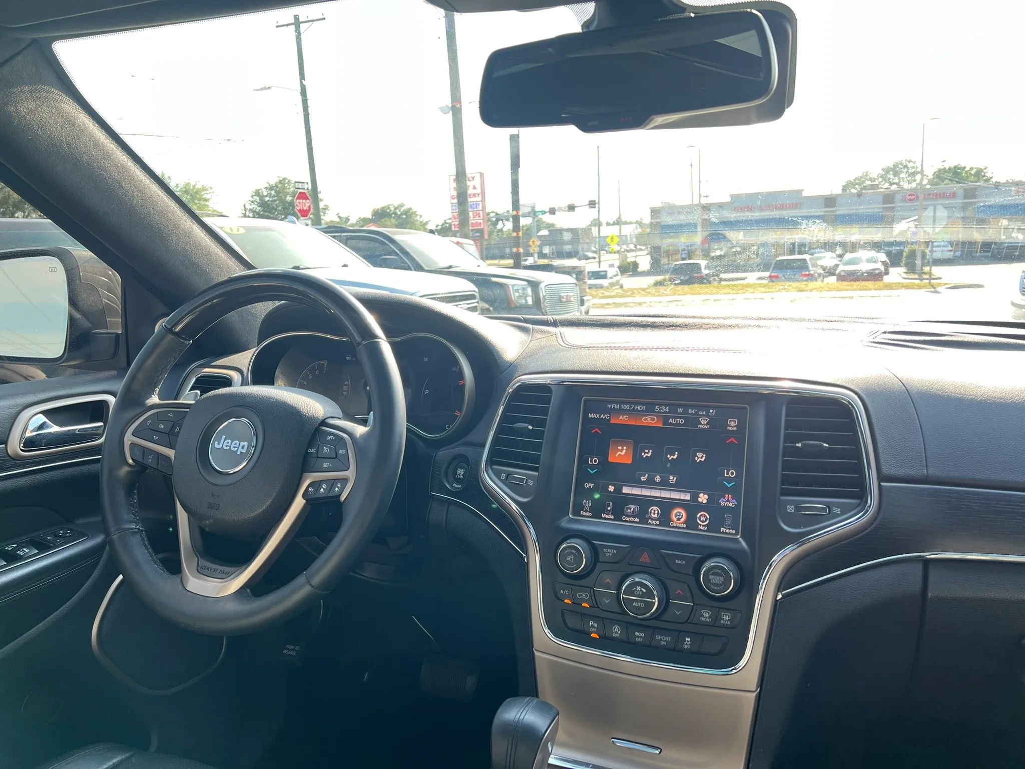 Used 2016 Jeep Grand Cherokee Summit w/ Platinum Series Group AWD/4WD image 13