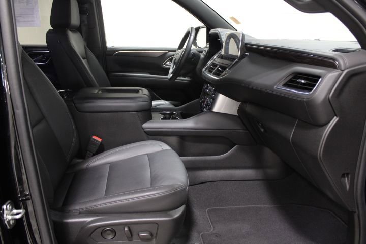 Used 2024 Chevrolet Tahoe Z71 w/ Z71 Off-Road Package AWD/4WD image 26