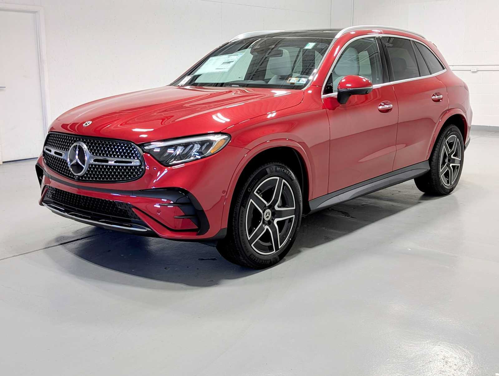 New 2026 Mercedes-Benz GLC 300 4MATIC image 1
