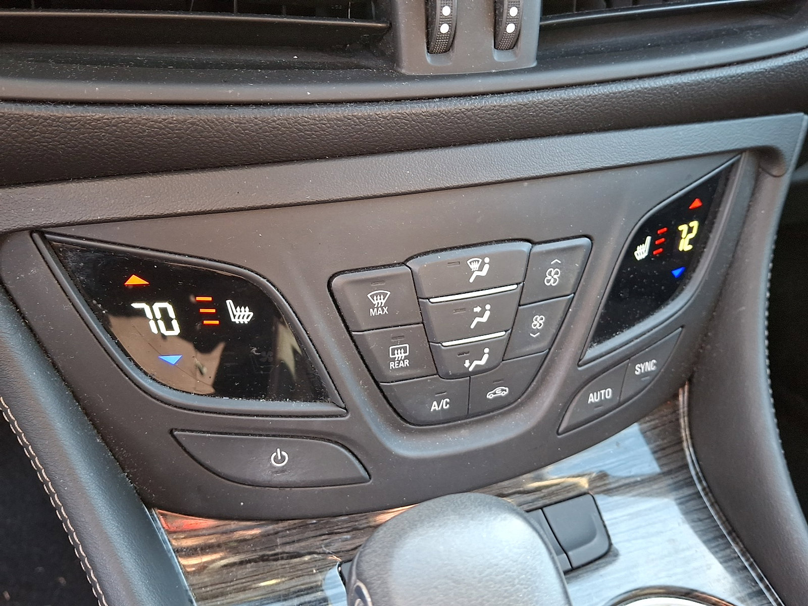 Used 2017 Buick Envision Essence w/ LPO, Cargo Package image 17