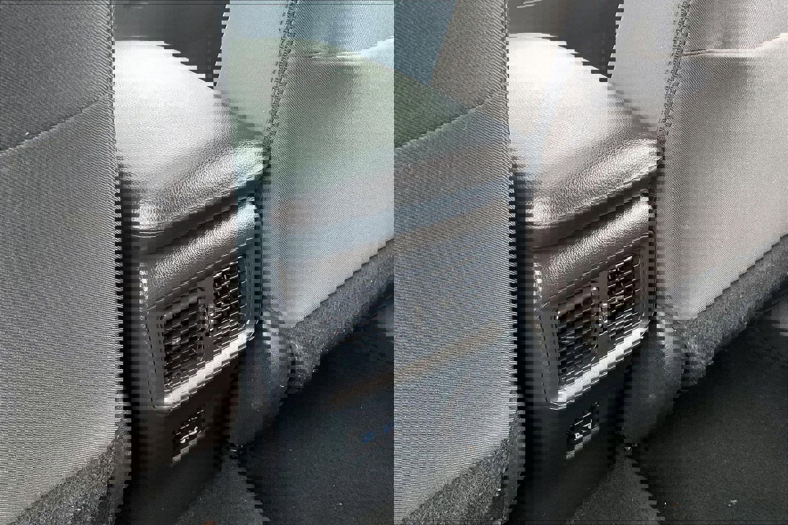 Used 2022 Toyota RAV4 XLE w/ Convenience Package image 40