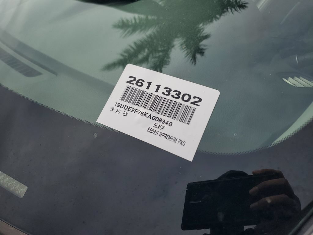 Certified 2019 Acura ILX w/ Premium Package FWD image 5