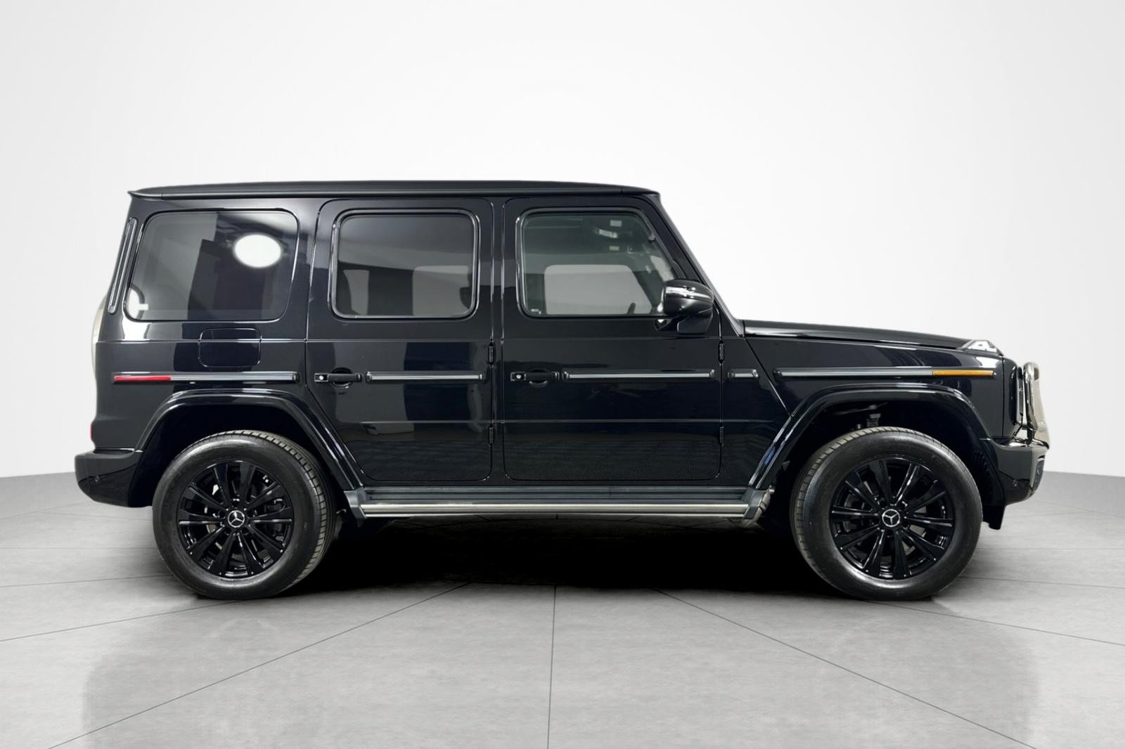 Used 2025 Mercedes-Benz G 550 image 6