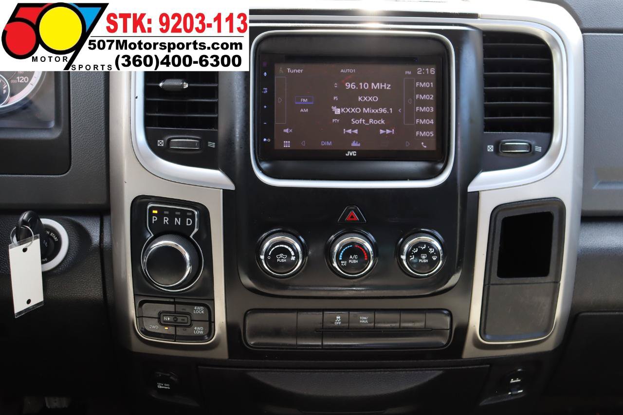 Used 2016 RAM 1500 Classic SLT AWD/4WD image 16