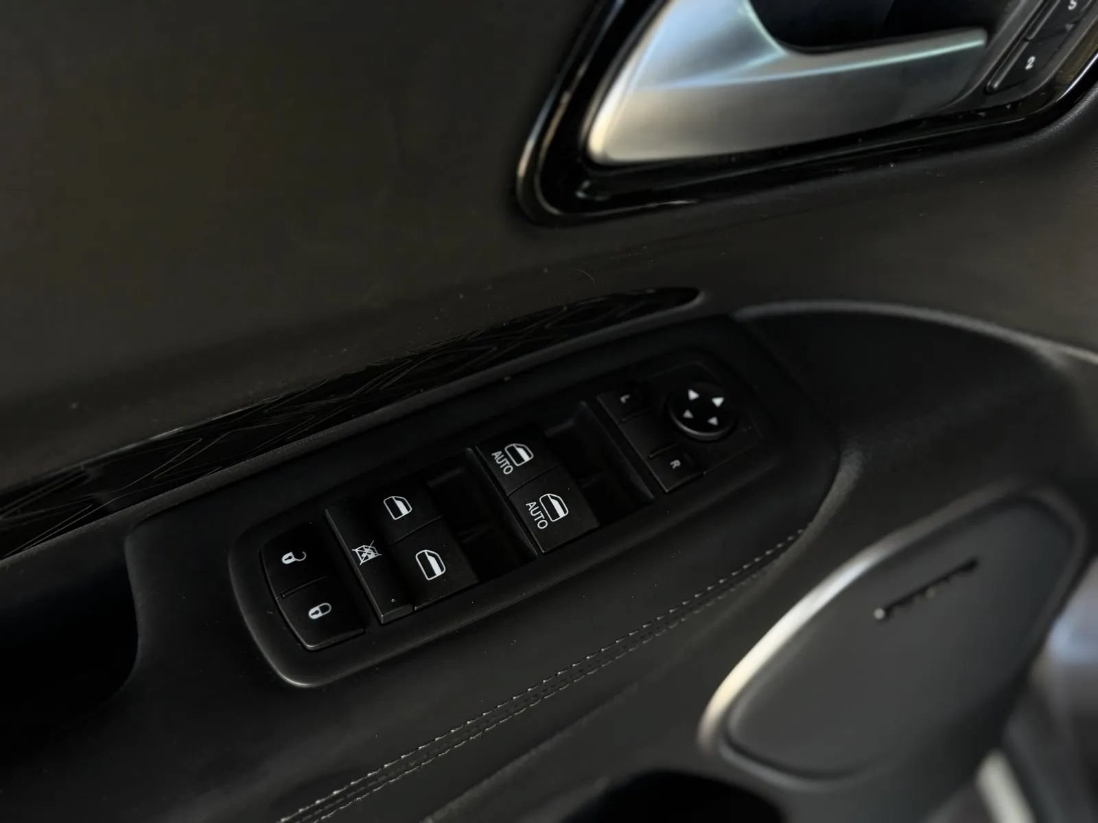 Used 2021 Dodge Durango Citadel w/ Premium Entertainment Group AWD/4WD image 28