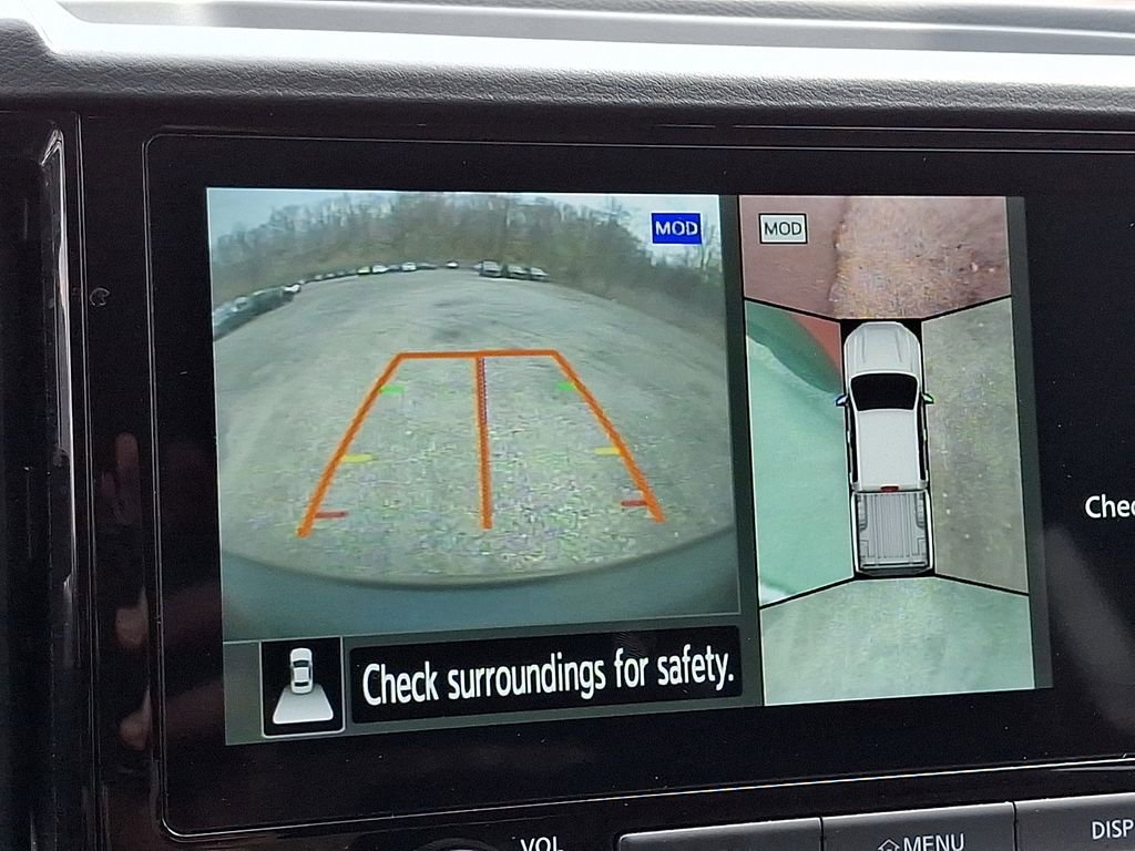 Used 2025 Nissan Frontier PRO-4X w/ Pro Convenience Package image 18