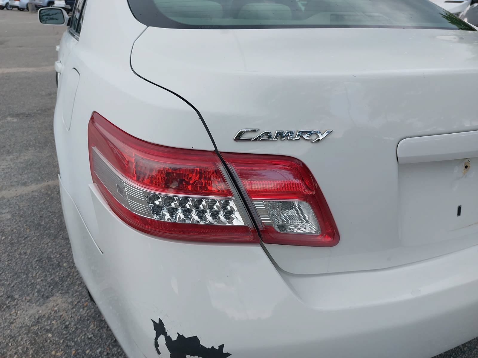 Used 2011 Toyota Camry LE w/ LE Extra-Value Pkg FWD image 34