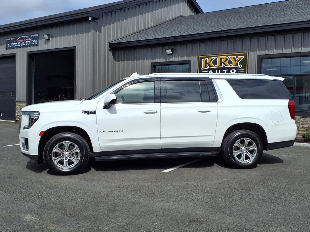 Used 2022 GMC Yukon XL SLE w/ Max Trailering Package image 4