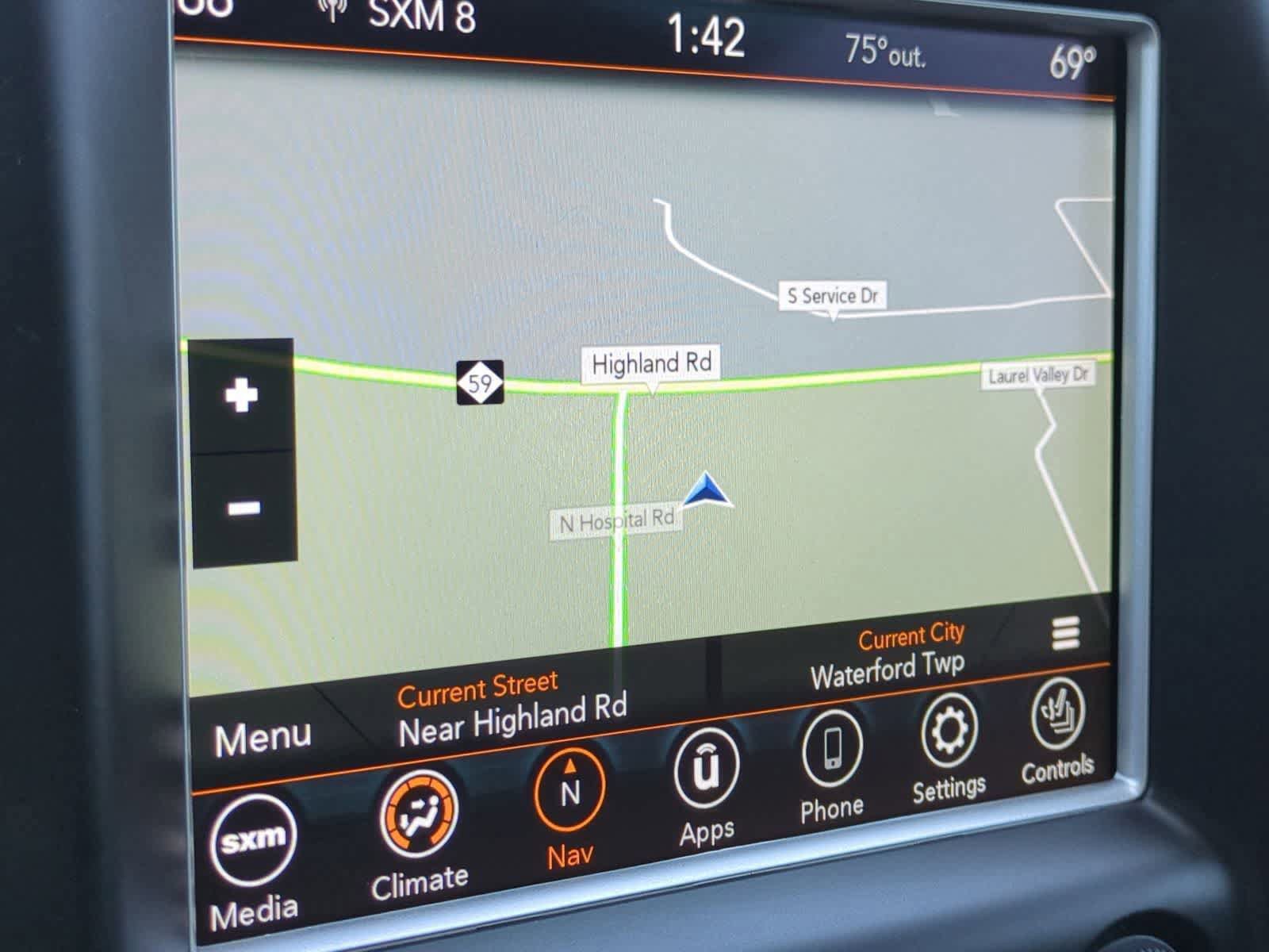 Used 2018 Jeep Grand Cherokee Summit AWD/4WD image 30