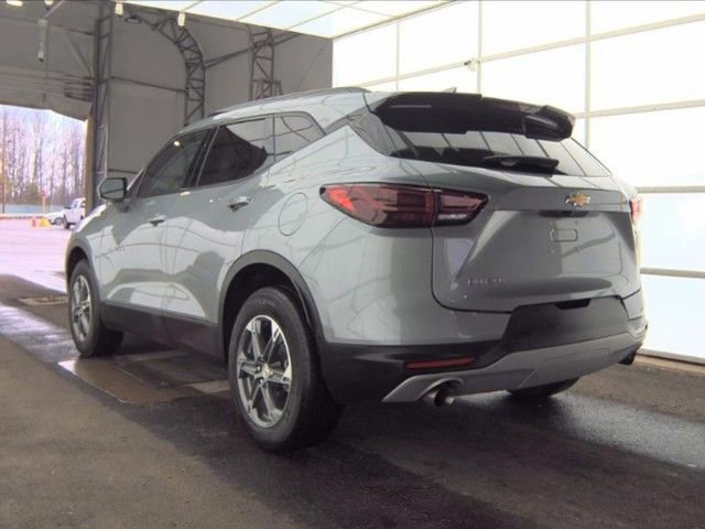 Used 2024 Chevrolet Blazer LT w/ Convenience Package image 4