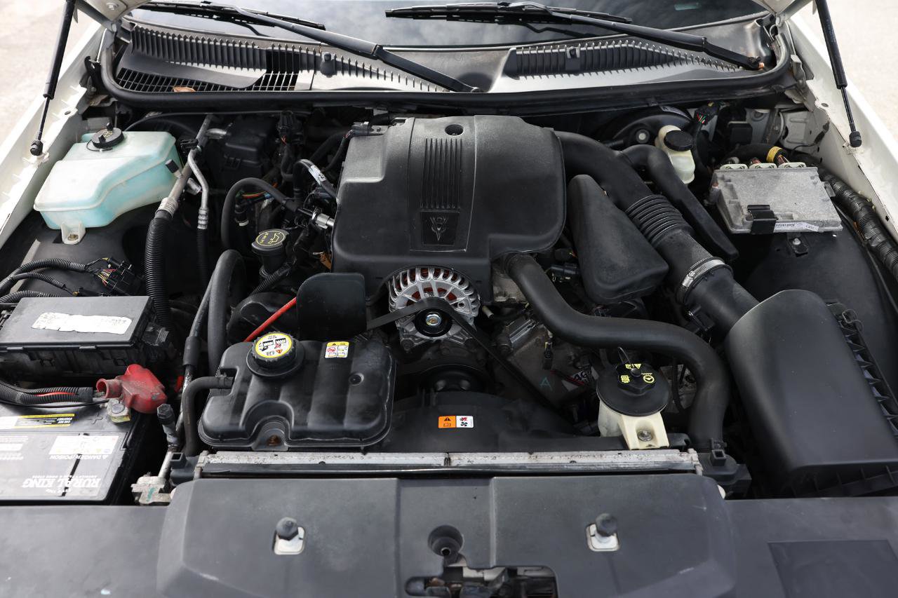 Used 2006 Lincoln Town Car Signature image 40