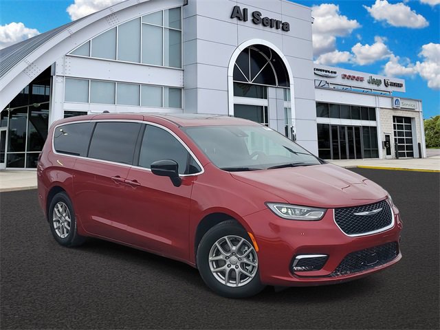 New 2026 Chrysler Pacifica Select image 1