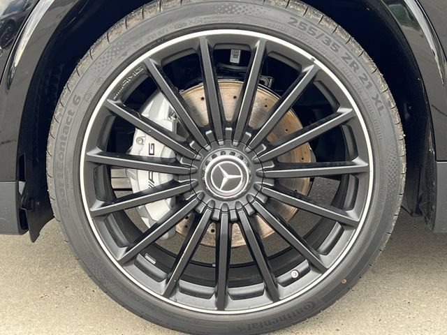 New 2025 Mercedes-Benz GLA 35 AMG 4MATIC image 8