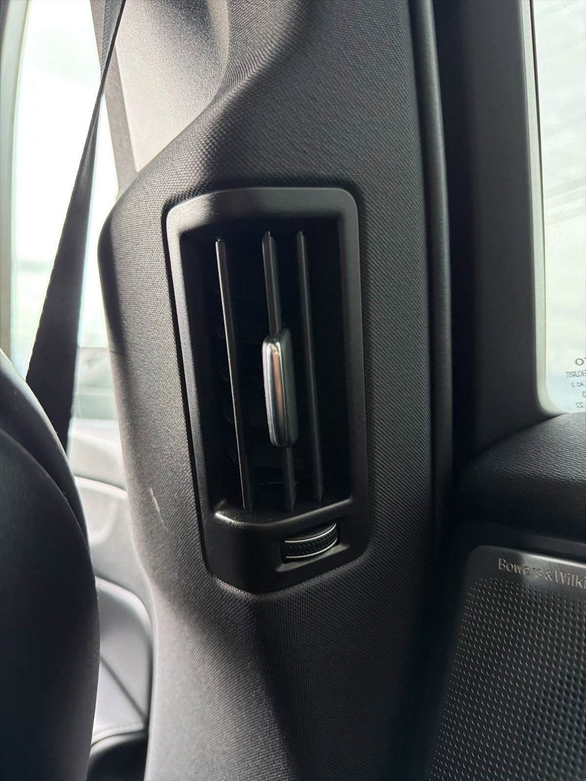 Used 2023 Volvo XC60 B5 Ultimate image 56