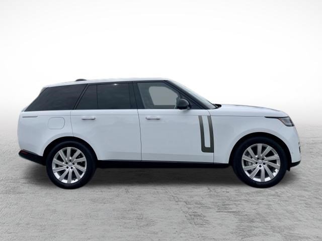 Certified 2024 Land Rover Range Rover SE image 4