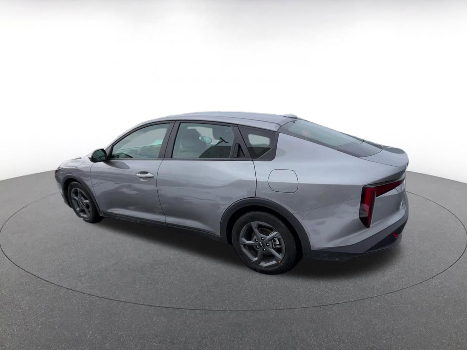 Used 2025 Kia K4 FWD image 10