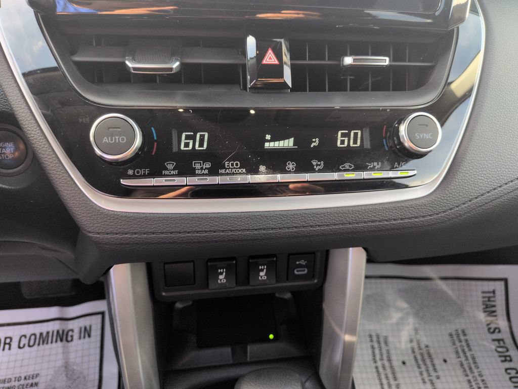 Certified 2024 Toyota Corolla Cross XLE FWD image 18