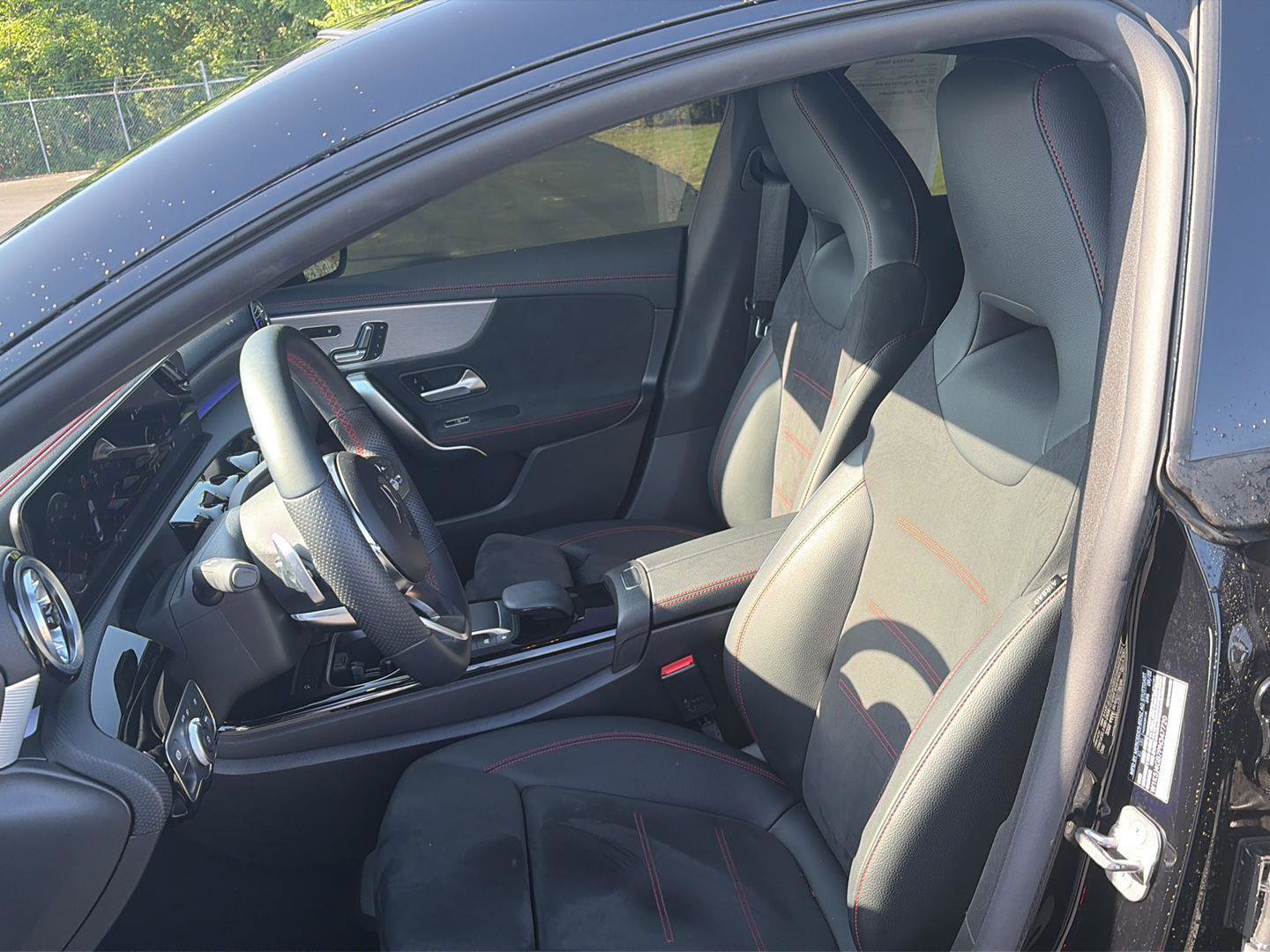 Used 2023 Mercedes-Benz CLA 250 image 10