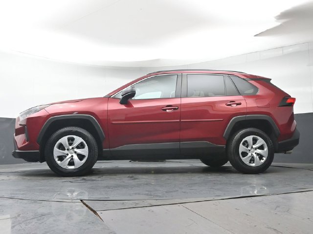 Certified 2021 Toyota RAV4 LE AWD/4WD image 26
