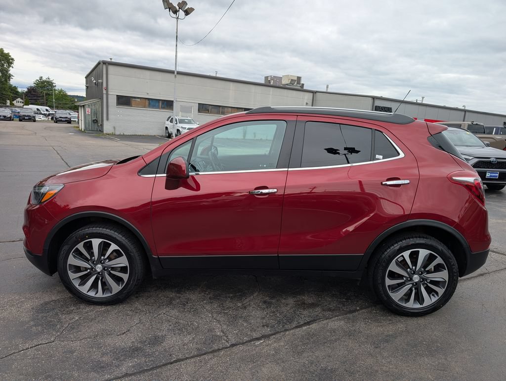 Used 2022 Buick Encore Preferred w/ Safety Package AWD/4WD image 3
