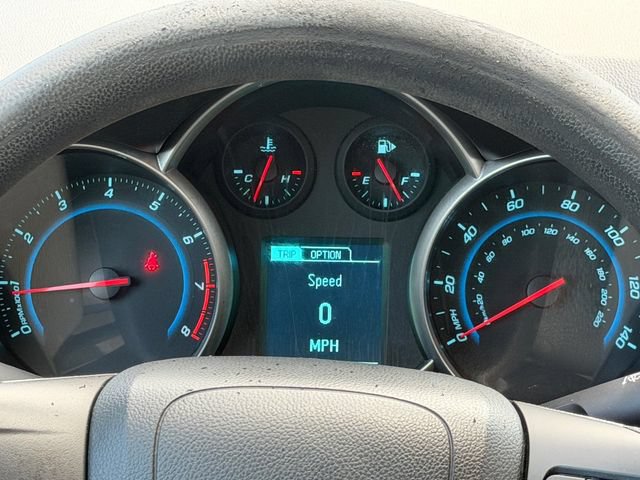 Used 2014 Chevrolet Cruze LS FWD image 24