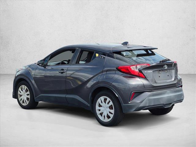 Used 2019 Toyota C-HR LE FWD image 7