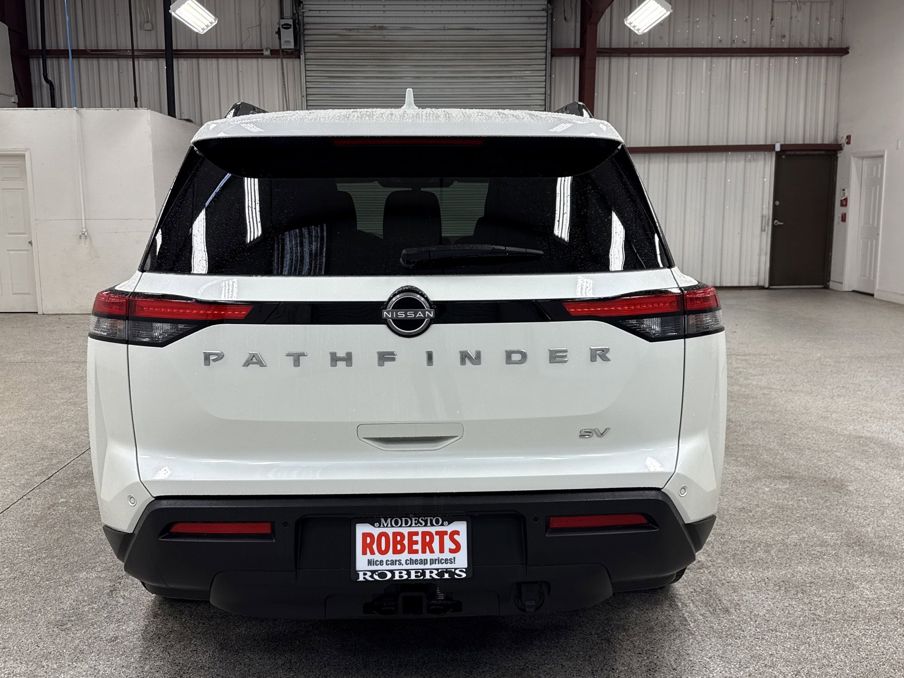 Used 2022 Nissan Pathfinder SV w/ SV Premium Package image 18