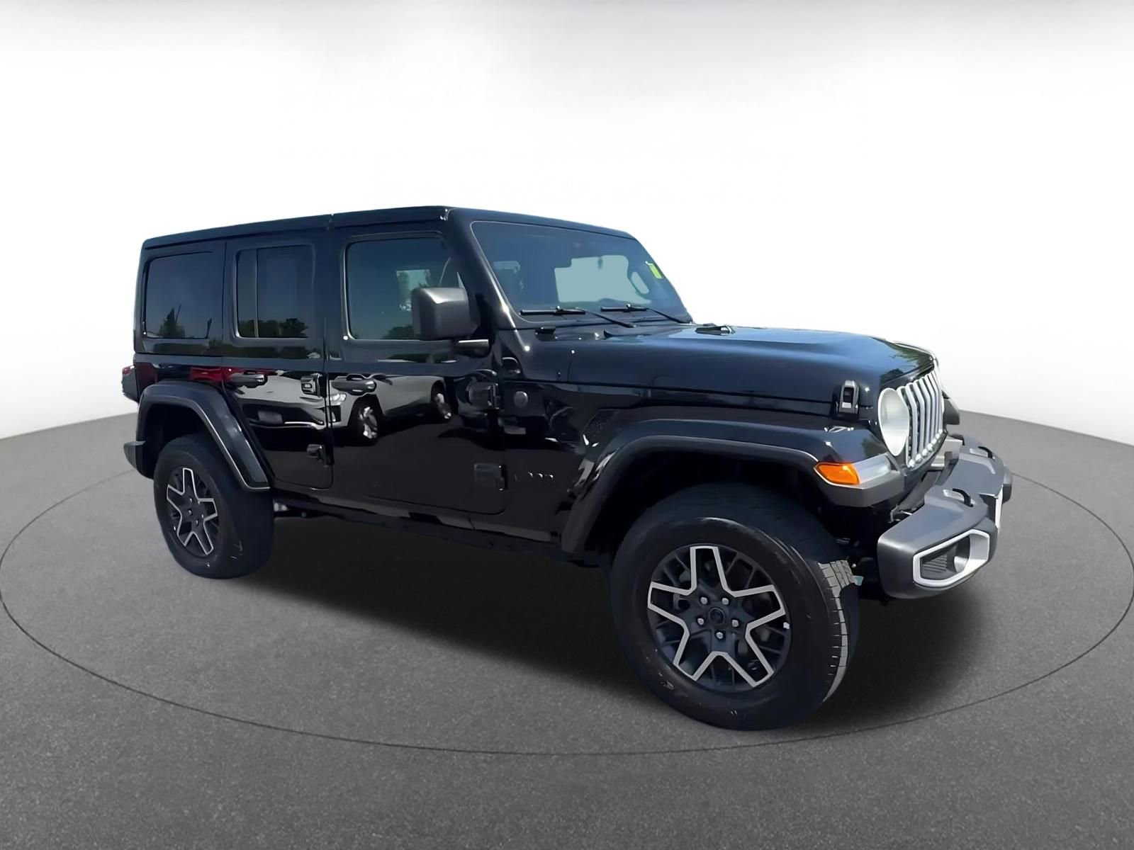 Used 2025 Jeep Wrangler Unlimited Sahara AWD/4WD video 2