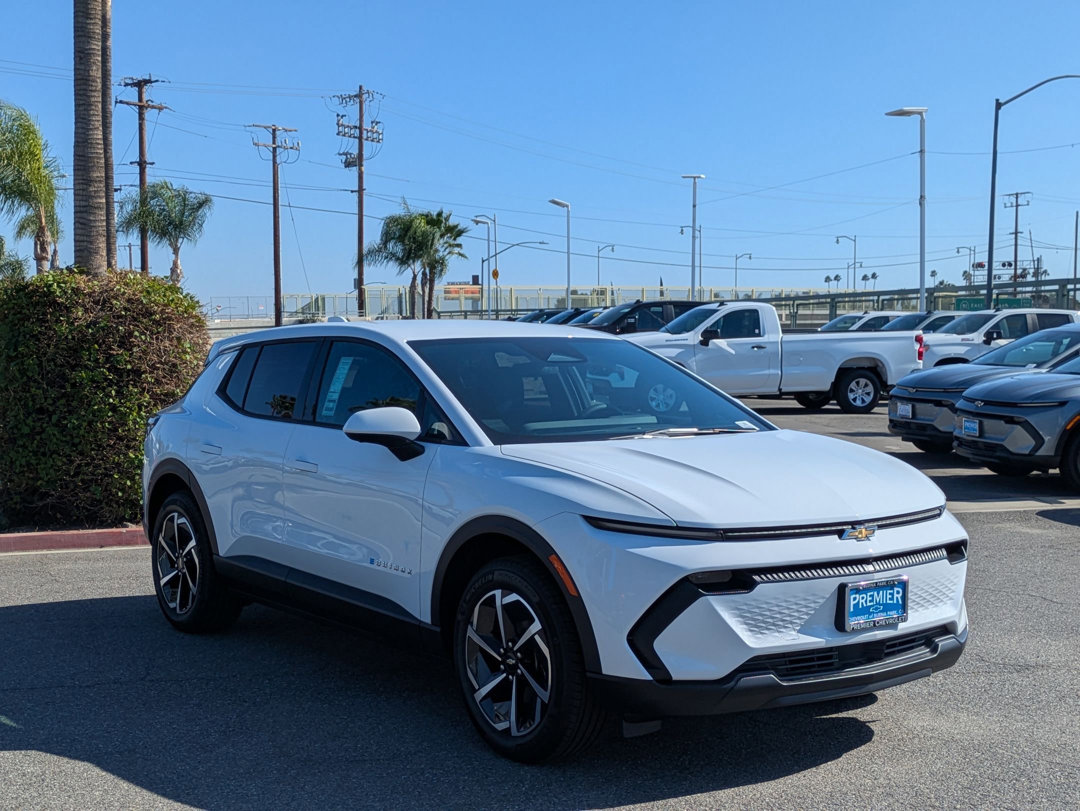 Used 2026 Chevrolet Equinox EV LT image 7