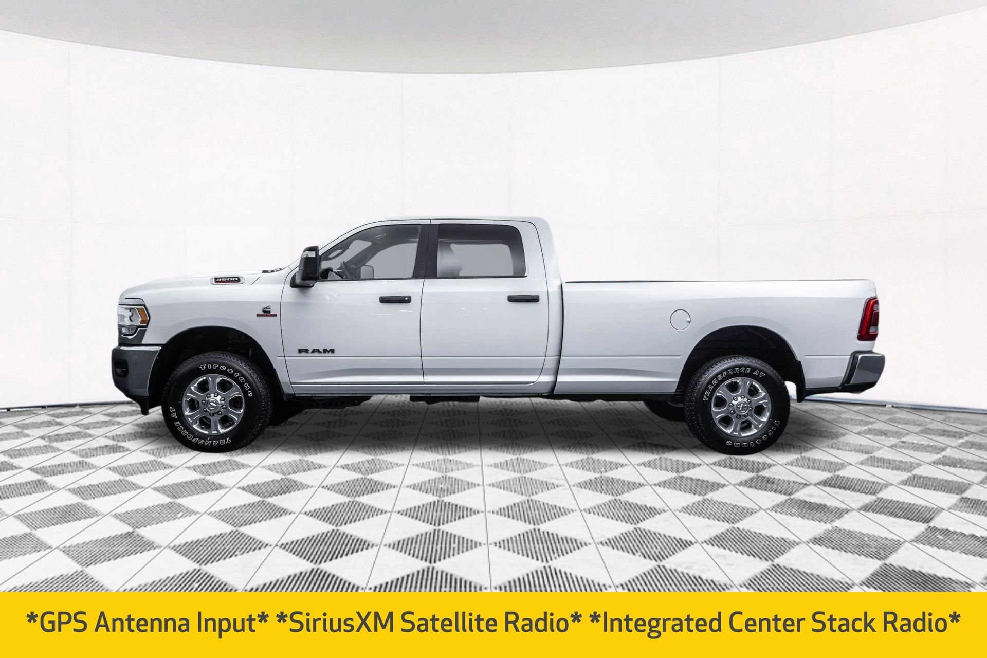 Used 2023 RAM 3500 Big Horn w/ Level 1 Equipment Group AWD/4WD image 6