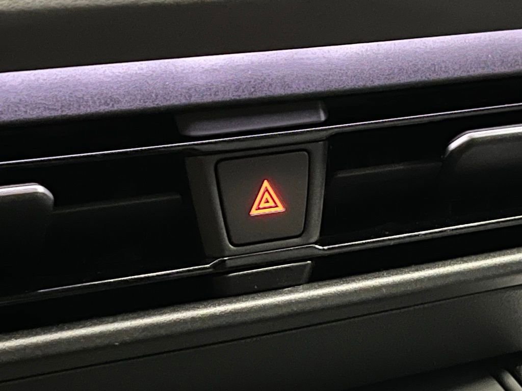 New 2026 Volkswagen Tiguan SE R-Line image 11