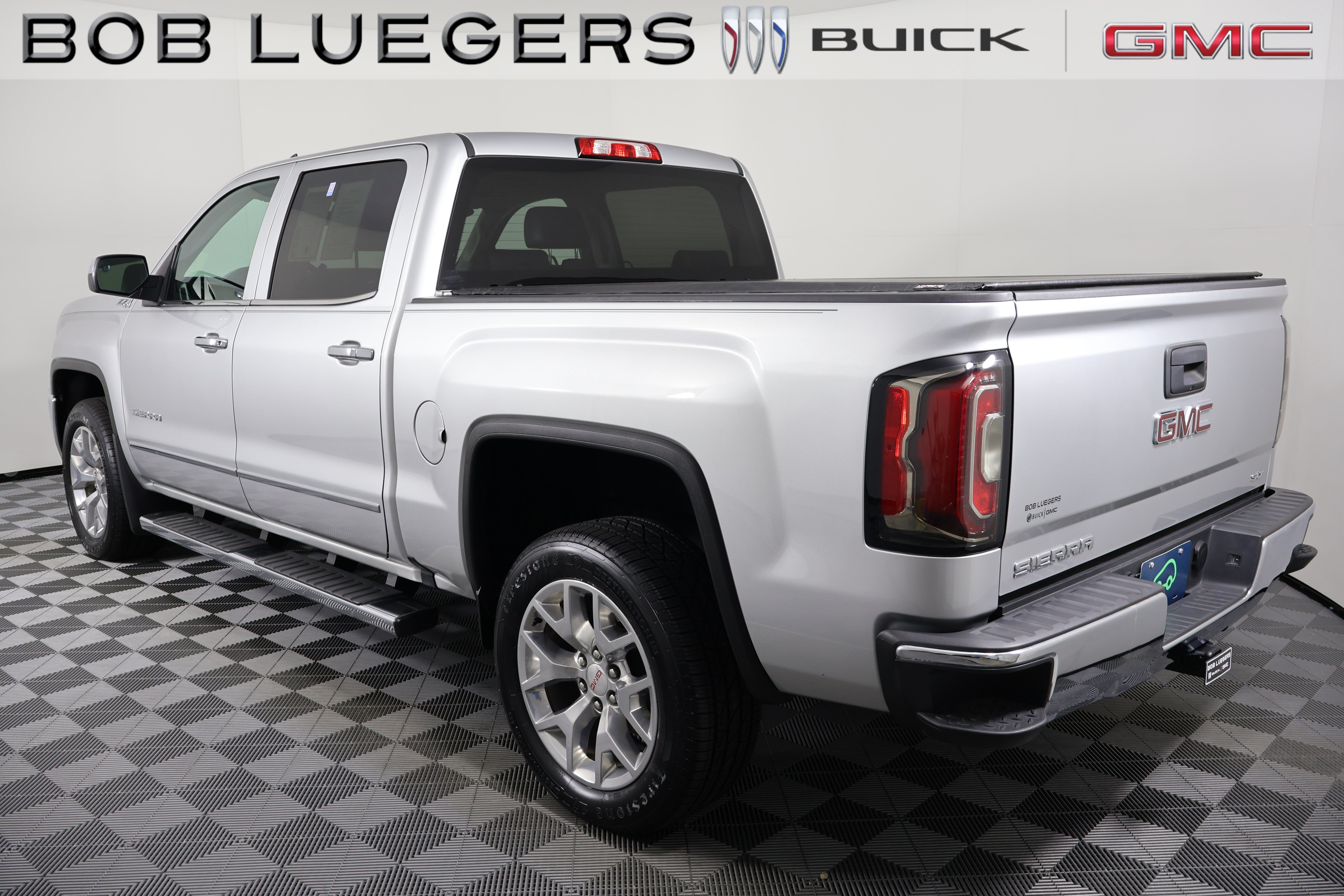 Certified 2018 GMC Sierra 1500 SLT w/ SLT Premium Package AWD/4WD image 4