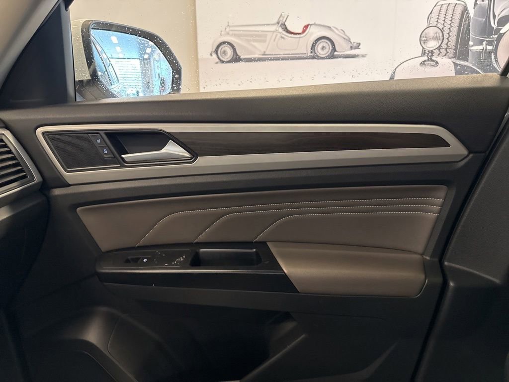 Used 2021 Volkswagen Atlas SE w/ Panoramic Sunroof Package image 28