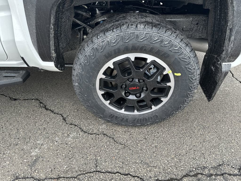 New 2026 Toyota Tacoma TRD Off-Road AWD/4WD image 11