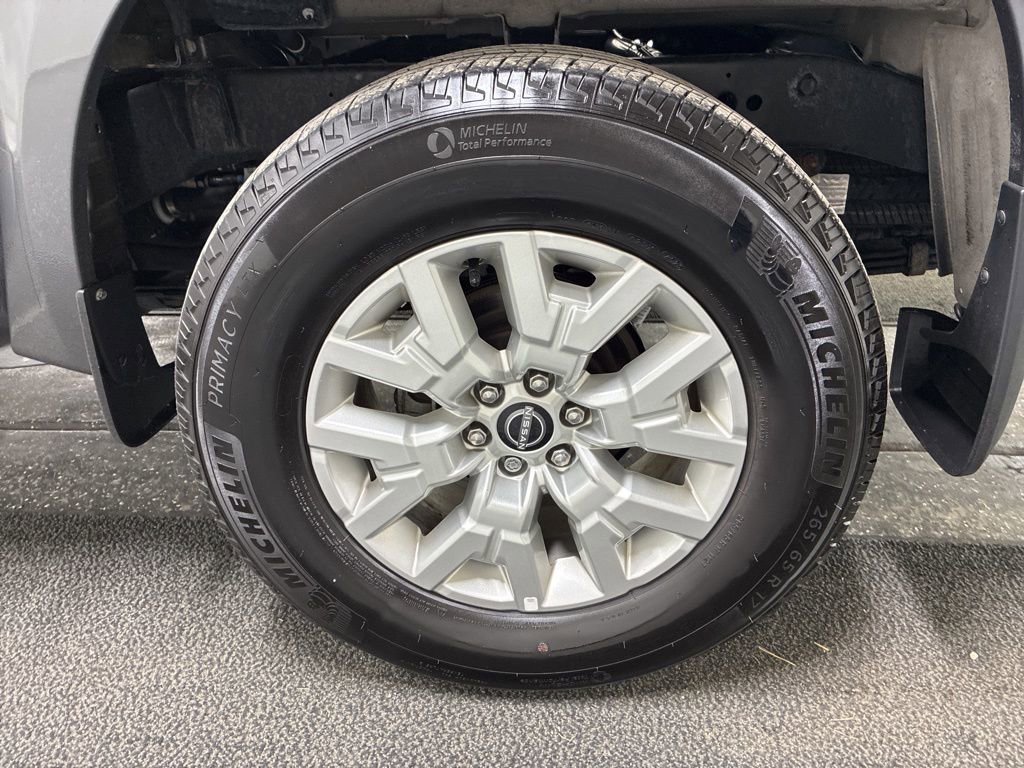 Used 2024 Nissan Frontier SV w/ SV Convenience Package AWD/4WD image 9