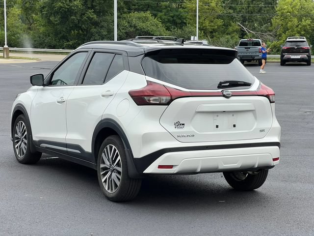 Used 2024 Nissan Kicks SR w/ SR Premium Package FWD image 11