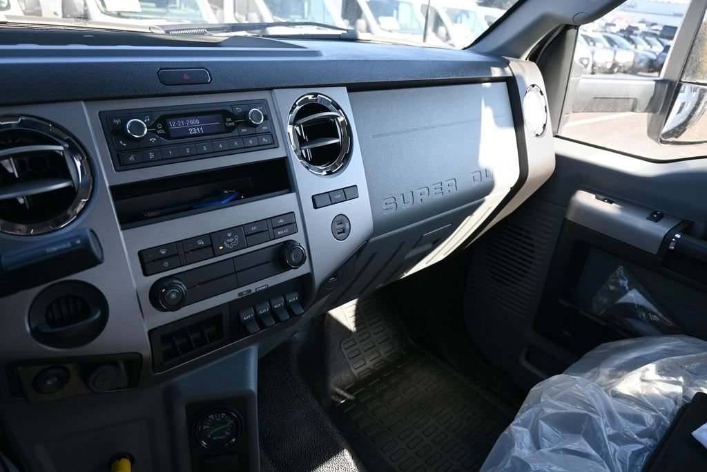 New 2026 Ford F750 2WD SuperCab Super Duty image 27