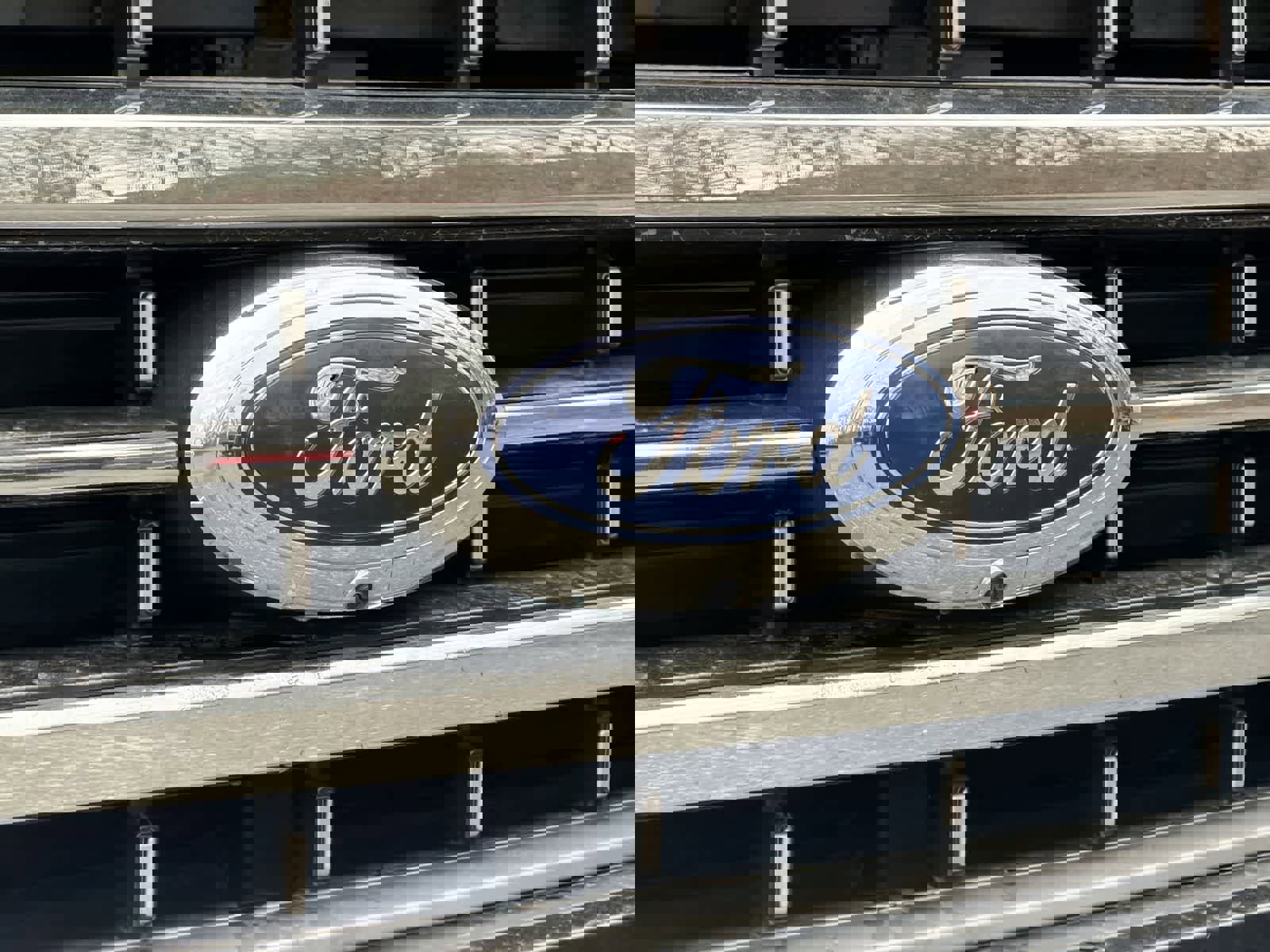 Used 2022 Ford F150 Lariat image 12