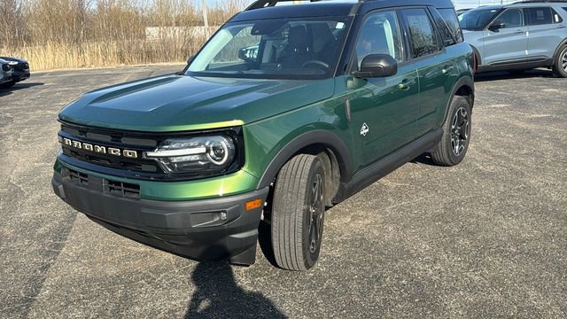 Certified 2023 Ford Bronco Sport Outer Banks w/ Tech Package image 7