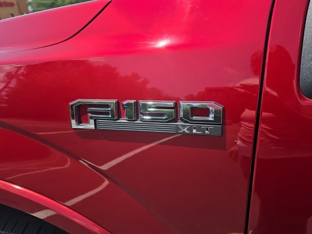 Used 2018 Ford F150 XLT w/ Equipment Group 302A Luxury AWD/4WD image 10