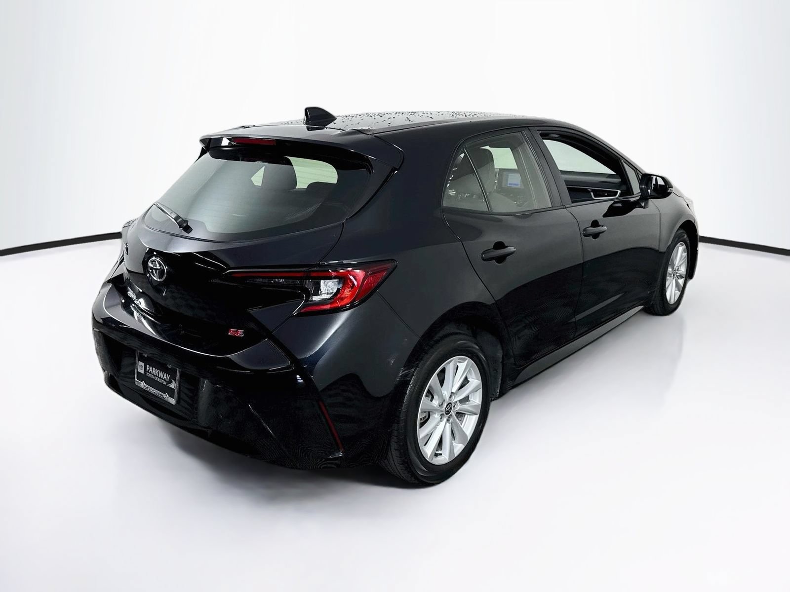 Certified 2024 Toyota Corolla SE FWD image 7