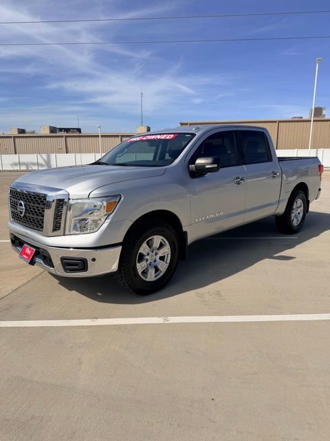 Used 2018 Nissan Titan SV w/ SV Convenience Package video 1