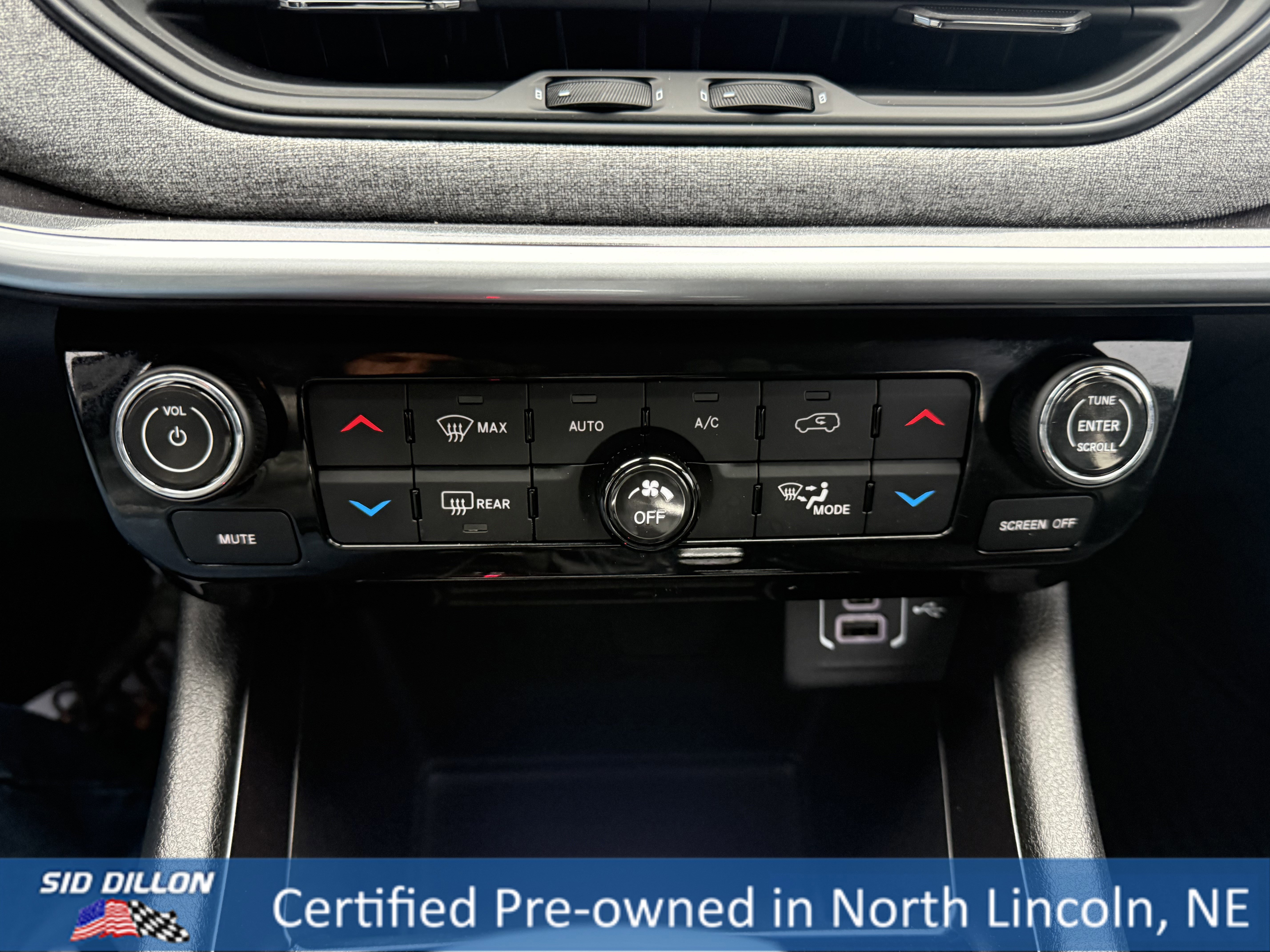 Used 2022 Jeep Compass Latitude w/ Convenience Group image 17