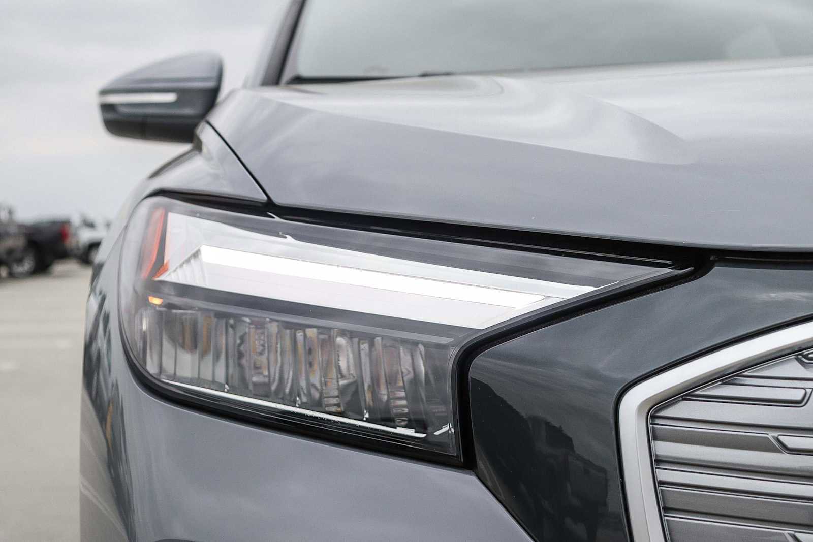 Used 2023 Audi Q4 e-tron Premium Plus w/ Premium Plus RWD image 9