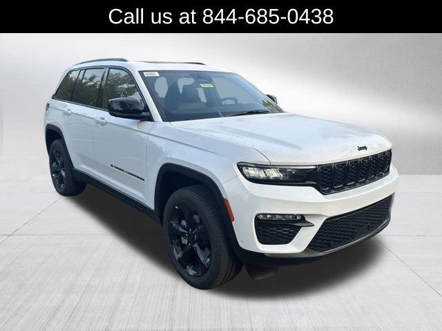 New 2025 Jeep Grand Cherokee Limited w/ Luxury Tech Group II image 3
