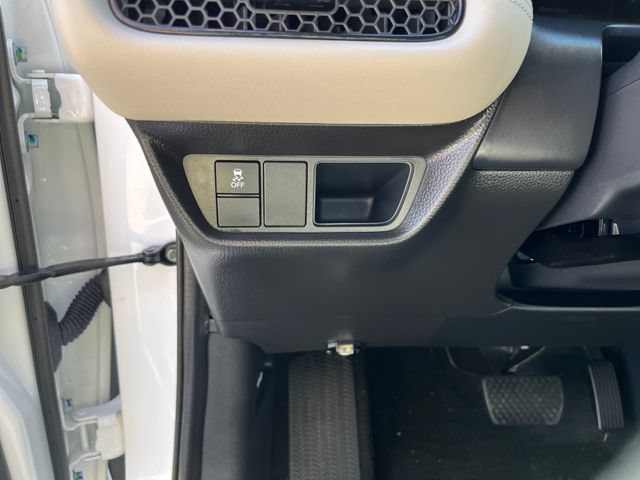 Certified 2025 Honda HR-V LX image 22