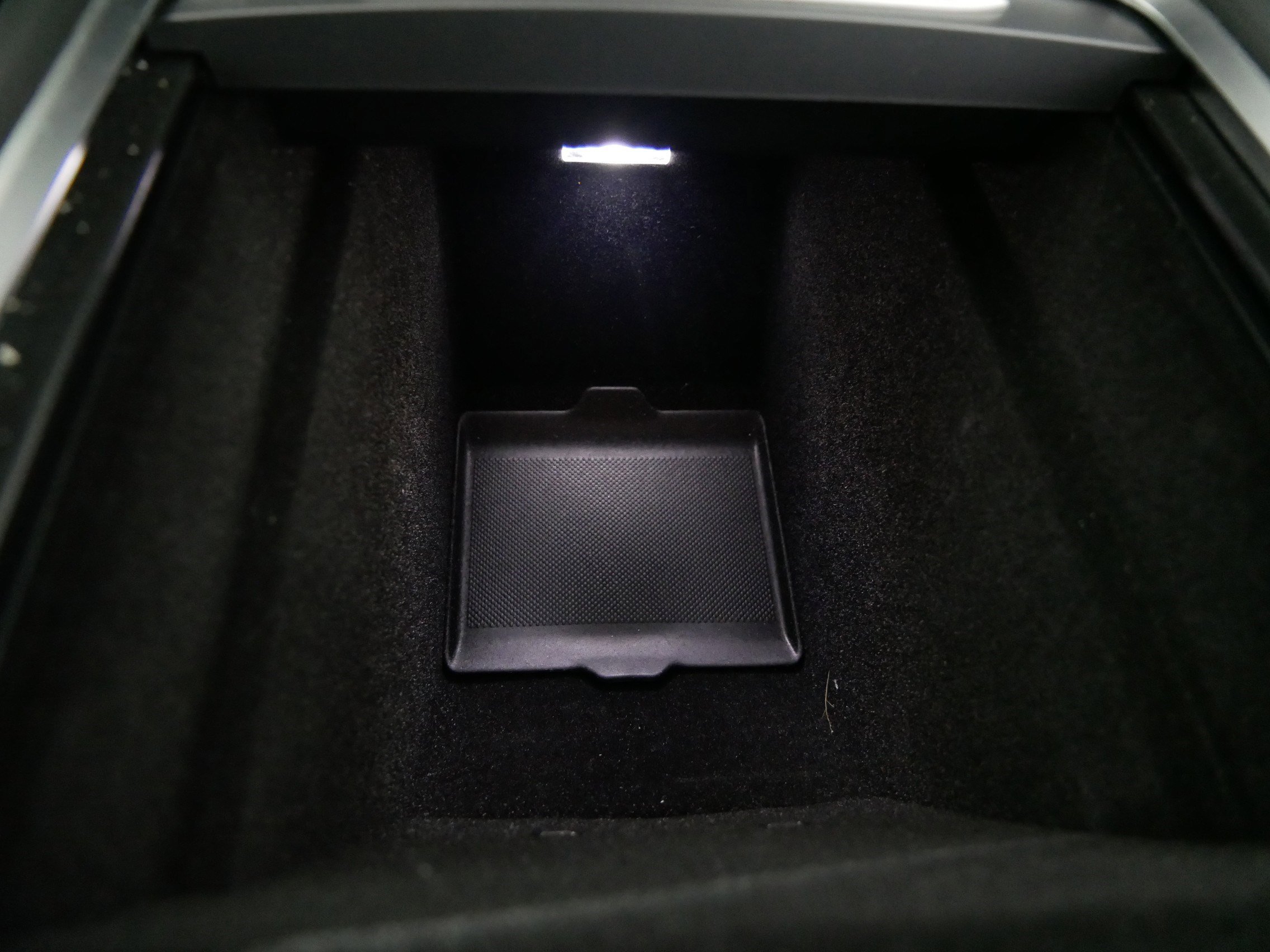 Used 2023 Tesla Model Y Long Range image 33